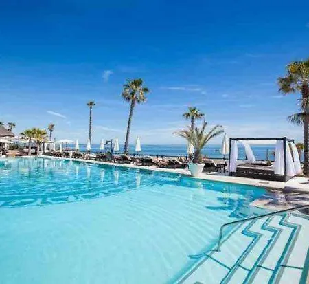 Villa Luxury Chelsea For Golf & Relax In Location *
