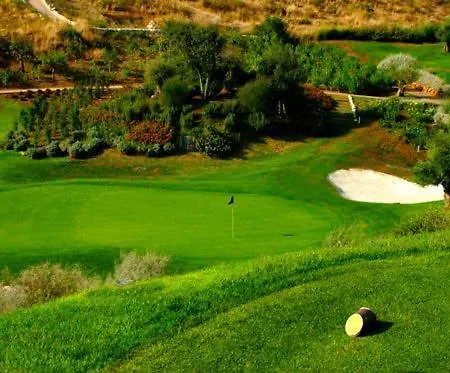 Luxury Chelsea For Golf & Relax In Location Estepona
