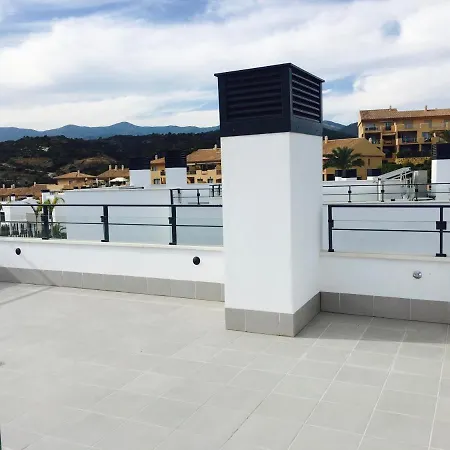 Villa Luxury Chelsea For Golf & Relax In Location Estepona